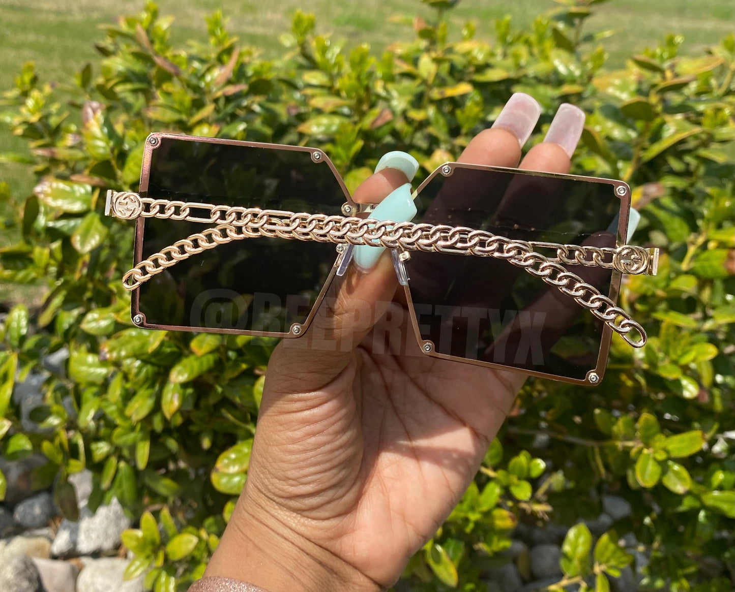 rich auntie sunglasses